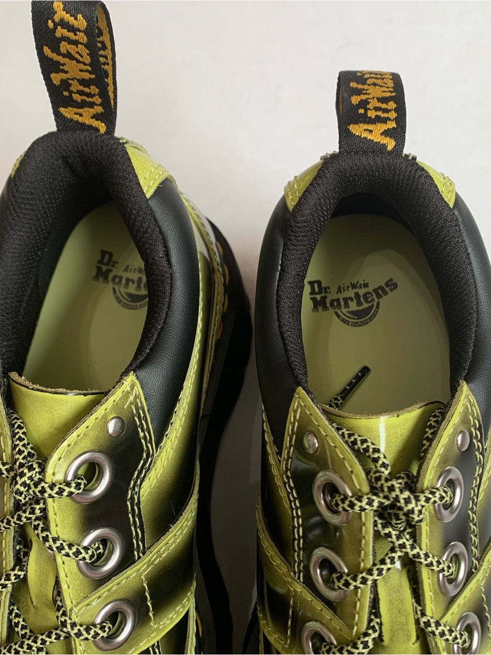Dr. Martens 5 Eye Distressed Quad Max Platform Arcadia Green Shoes Women’s Sz 8 - Picture 5 of 8
